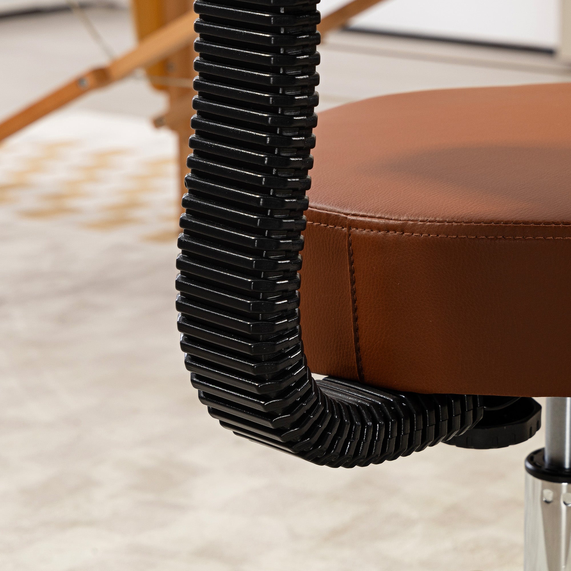Beautician's Swivel Salon Chair - Brown / Tan HOMCOM